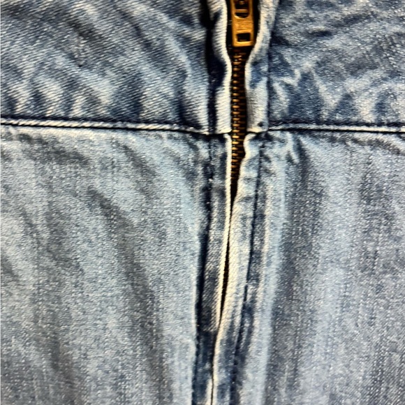 Free People Zip to It Denim Mini Jean Skirt Chloe Wash Boho
Women's Sz 2 - Picture 4 of 8